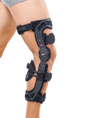 Ортез на коленный сустав G031D-2 Medi, сильная фиксация купить в OrtoMir24